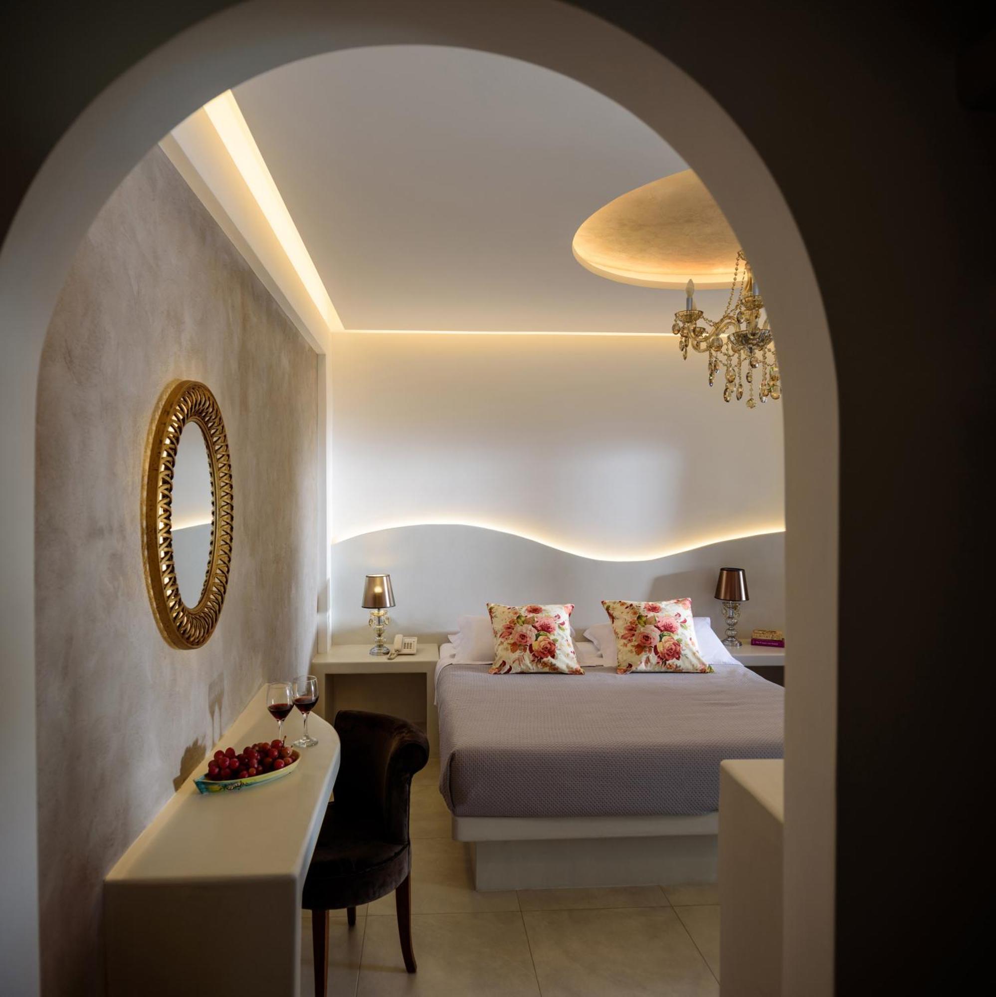 Zephyros Hotel Kamári