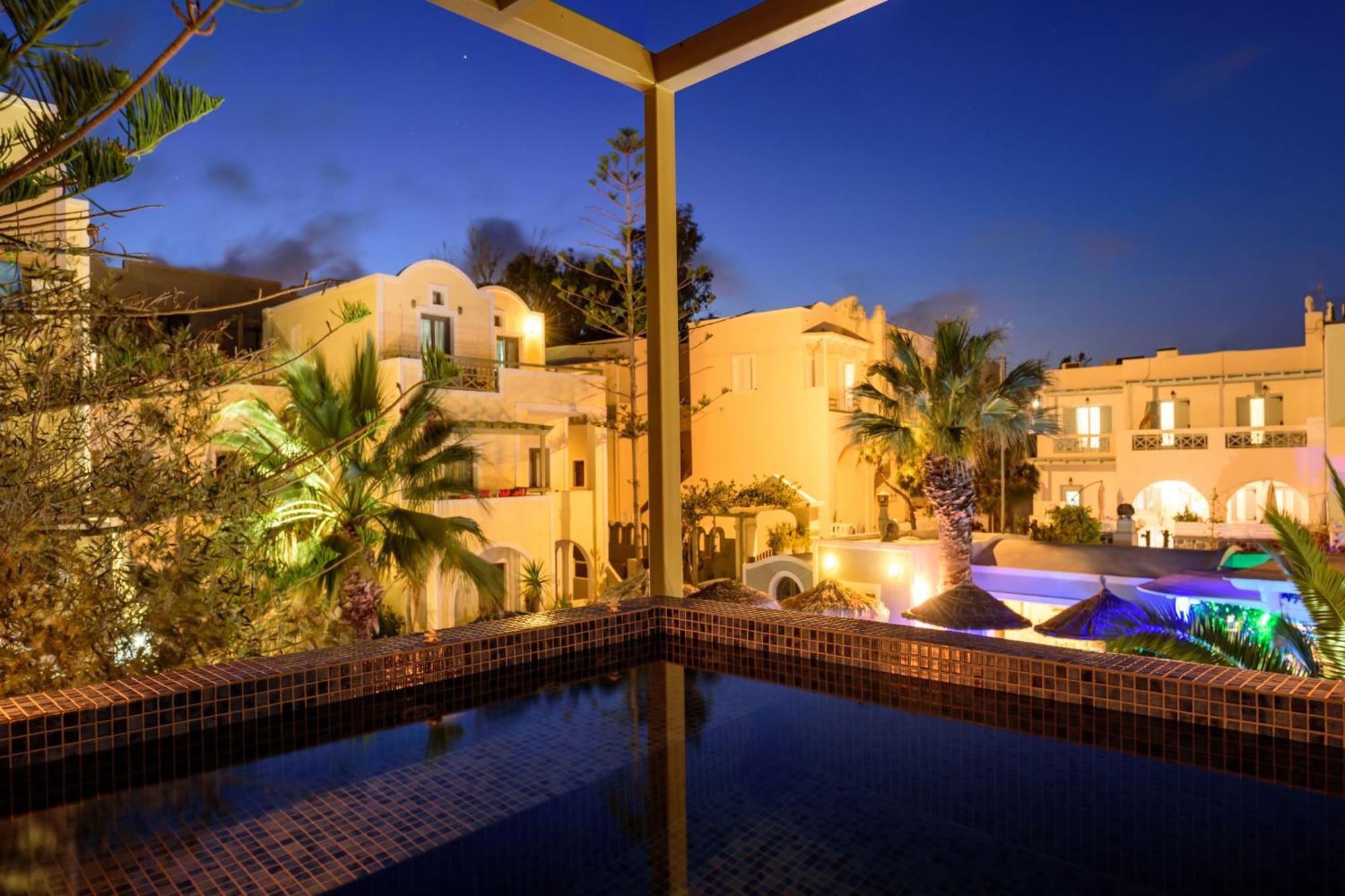 Zephyros Hotel 3*