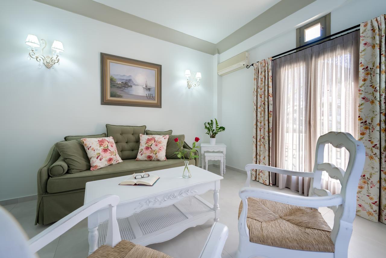 Hotel Zephyros Kamári