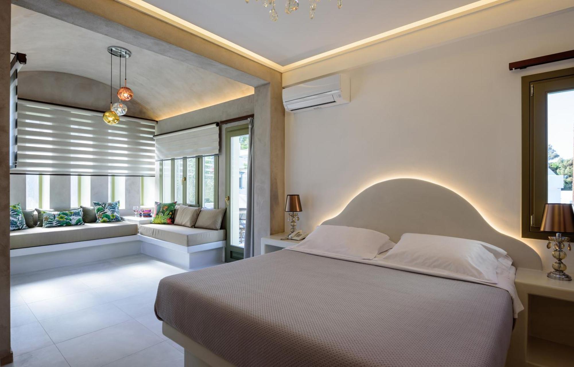 Zephyros Hotel