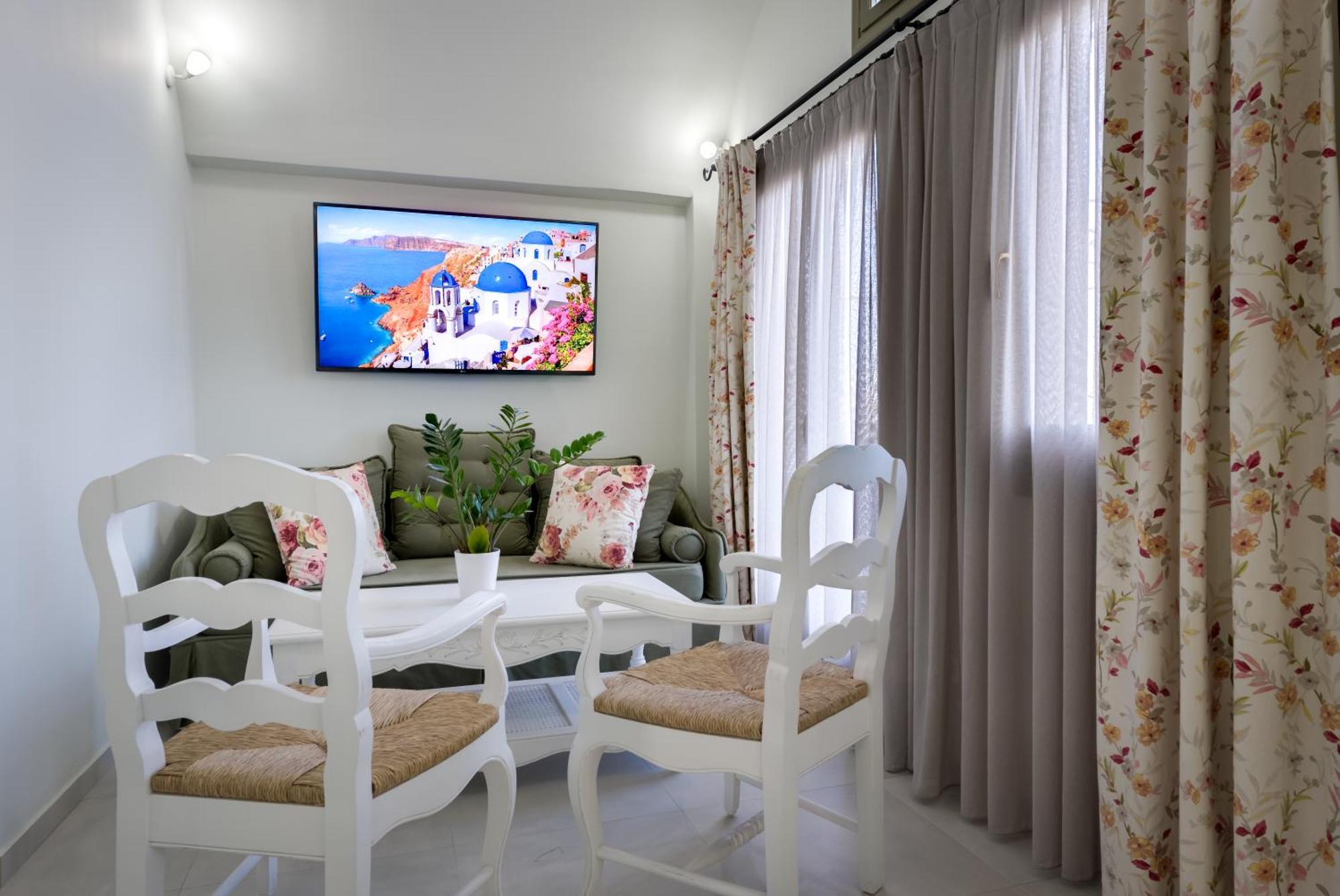 Zephyros Hotel